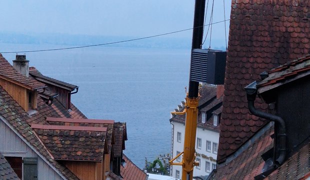 Vorschau von Denkmalgeschütztes Mehrfamilienhaus wird nach Sanierung mit Wärmepumpe beheizt