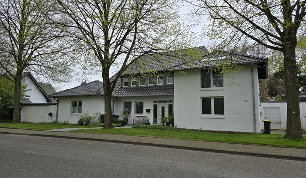 Vorschau von Einfamilienhaus mit Einliegerwohnung
